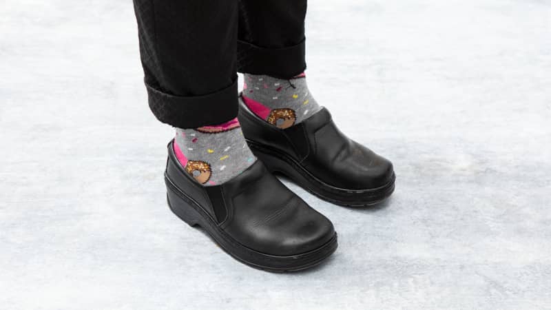 The Best Kitchen Shoes According to a Group of Professional Test